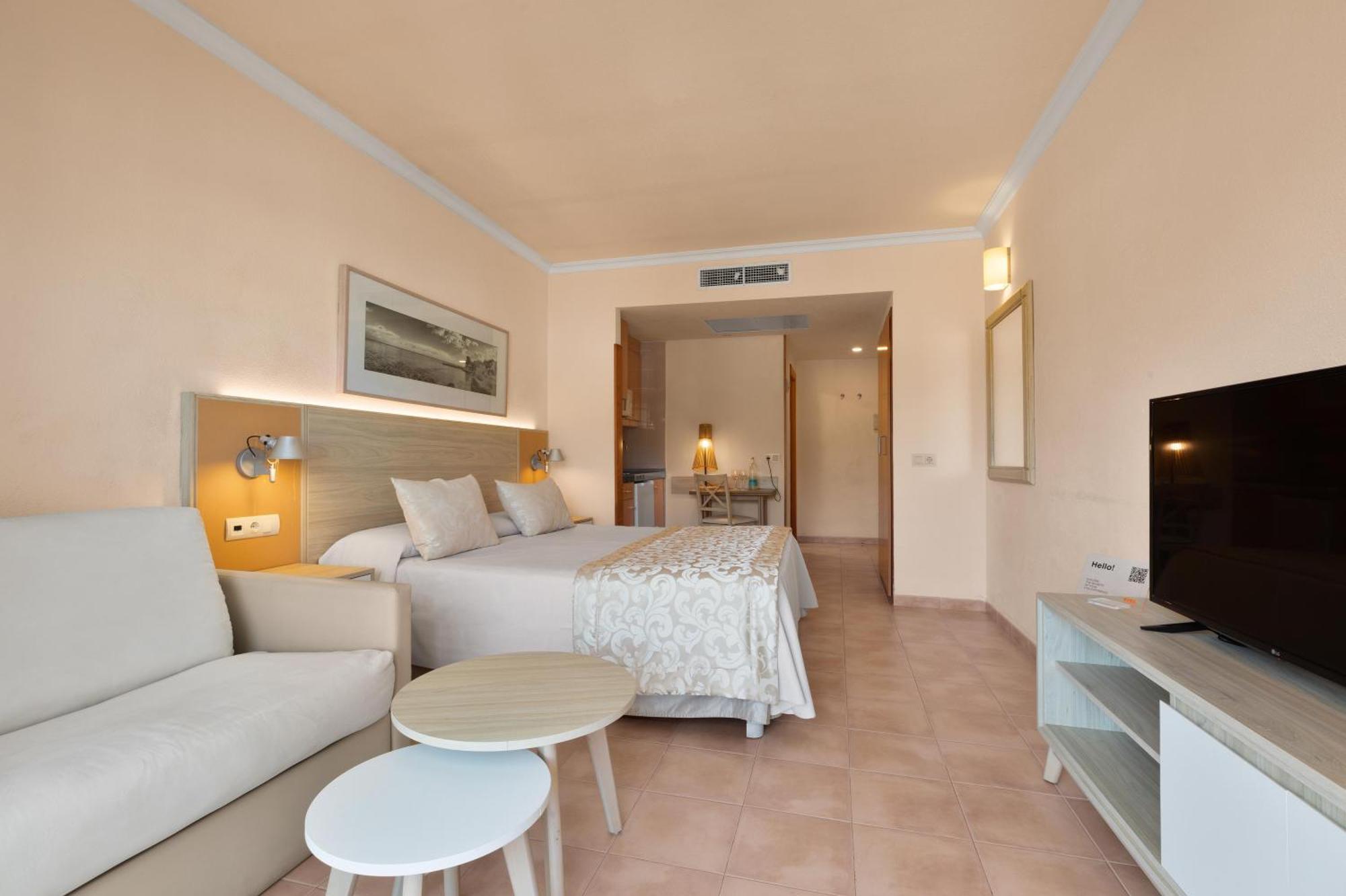 Viva & Cala Mesquida (Mallorca)